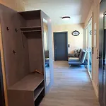 Und Brunner Διαμέρισμα *