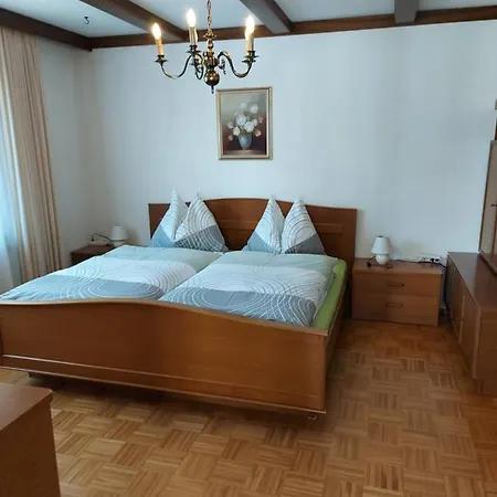 Und Brunner * Höchst