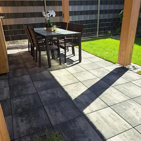 Und Brunner * Höchst